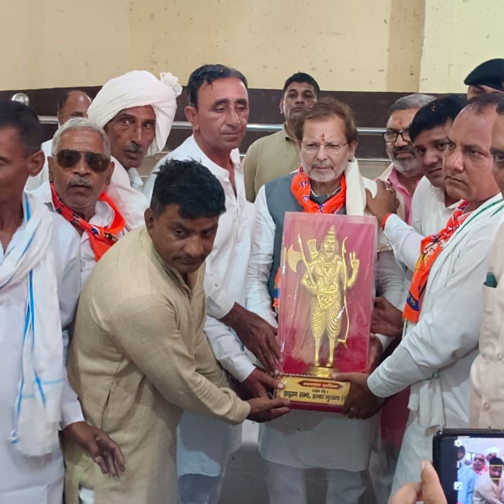 जुलाना में भगवान परशुराम की मूर्ति की स्थापना:कैबिनेट मंत्री अरविंद शर्मा पहुंचे, बोले- बिना भेदभाव के कार्य कर रही प्रदेश सरकार