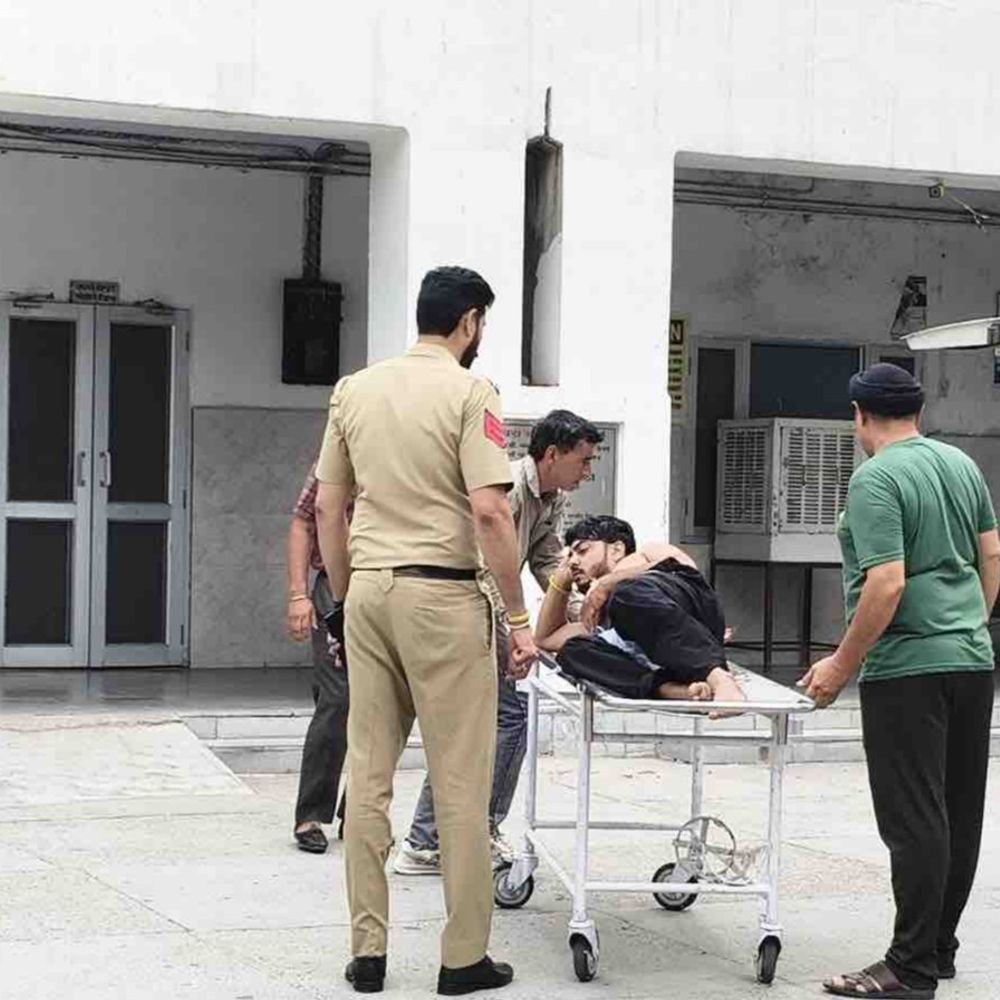 रूपनगर में मुठभेड़ में एक तस्कर घायल, 5 गिरफ्तार:10 KM पीछा कर दबोचा; हेरोइन-पिस्टल बरामद, चंडीगढ़-मोहाली-हरियाणा के हैं आरोपी