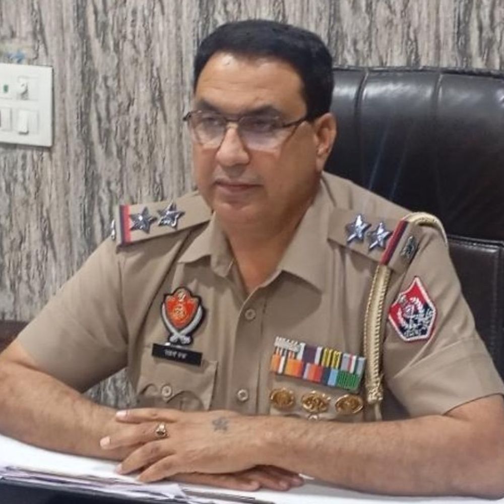 मोगा में नशा तस्करों पर पुलिस का शिकंजा:7 आरोपी गिरफ्तार, हेरोइन और नशीली गोलियां बरामद