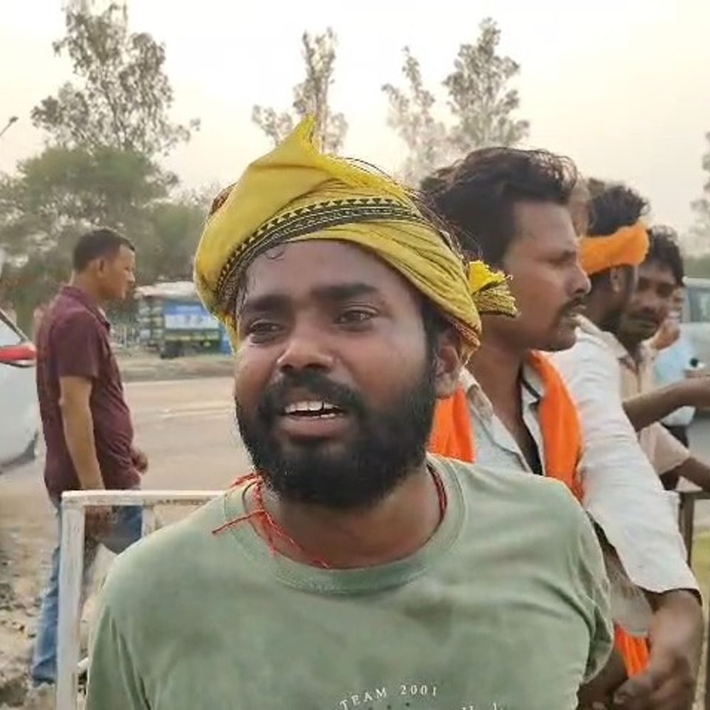 करनाल में टेंपो की टक्कर से व्यक्ति की मौत:टेंपो पलटा, सड़क पार करते वक्ता हादसा; बेटा बोला- नशे में था ड्राइवर