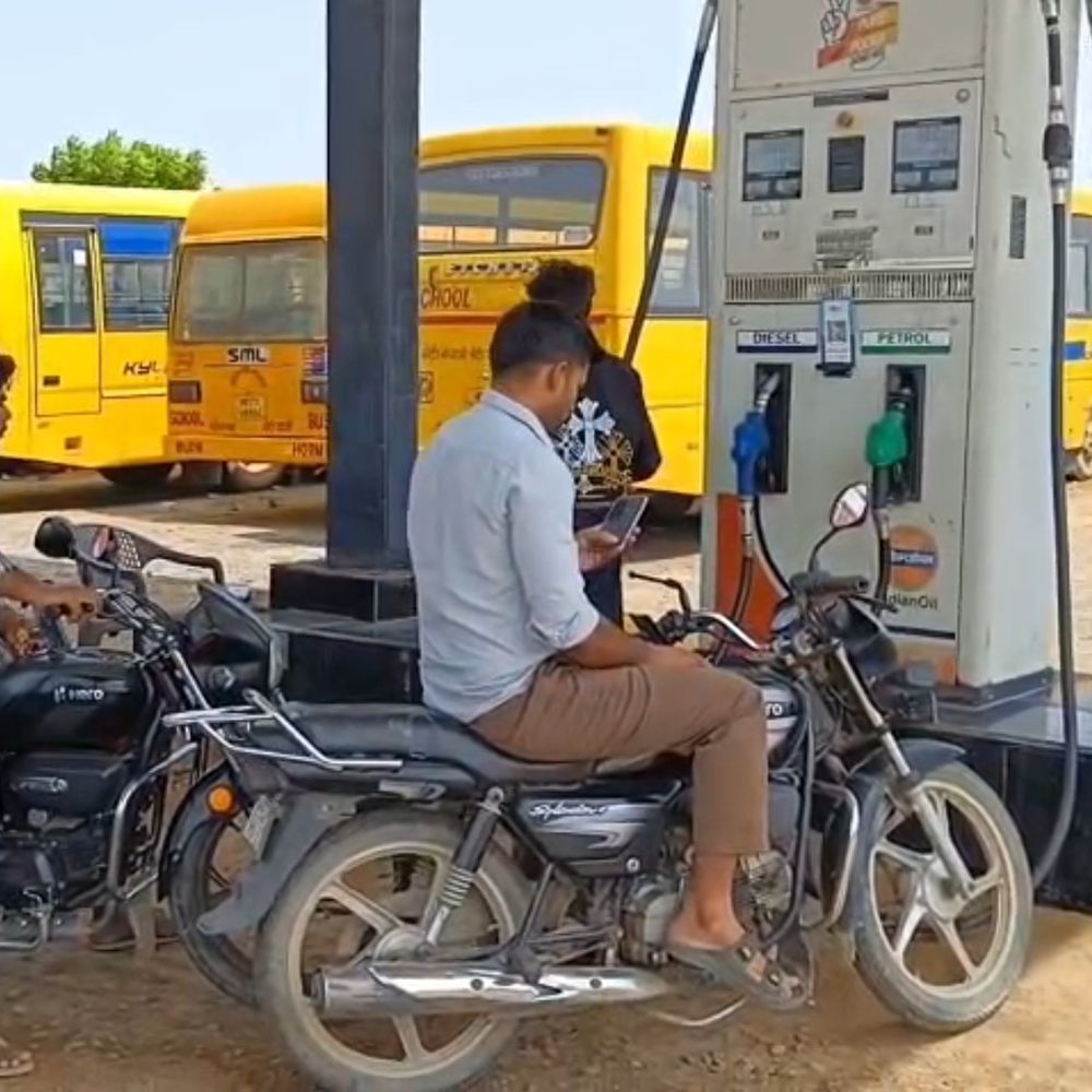 नूंह में बिना PUC वाहन को नहीं मिलेगा पेट्रोल-डीजल:1 जुलाई से लागू होगा नया नियम, सर्टिफिकेट बनवाने को पीयूसी केंद्रों पर लगी भीड़