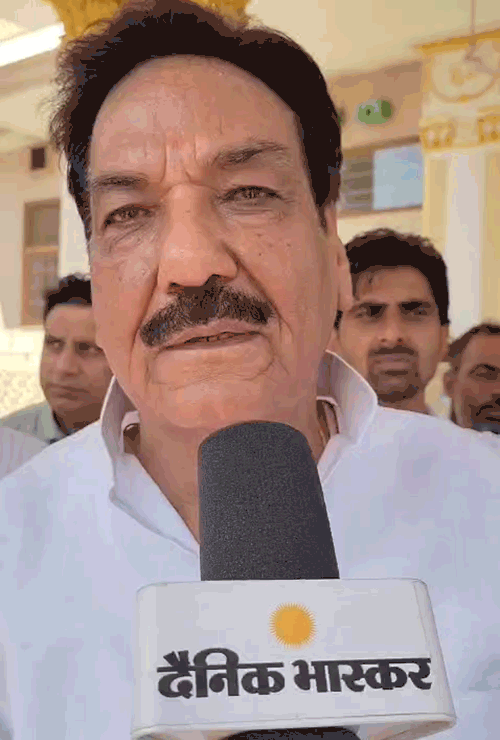 रामपाल से मुलाकात पर रणजीत चौटाला बोले:जेल मंत्री रहते भी मुलाकत की, कमेंट करना नहीं चाहता, ताऊ देवीलाल का जिक्र किया