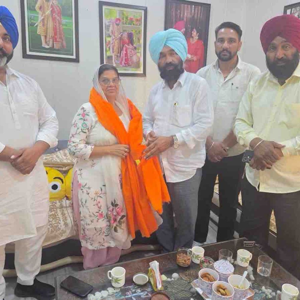 रोपड़ में एक घंटे में दो बार बदली पार्टी:AAP ब्लॉक प्रधान पहले कांग्रेस में गईं, फिर लौटकर थामा ‘आप’ का दामन