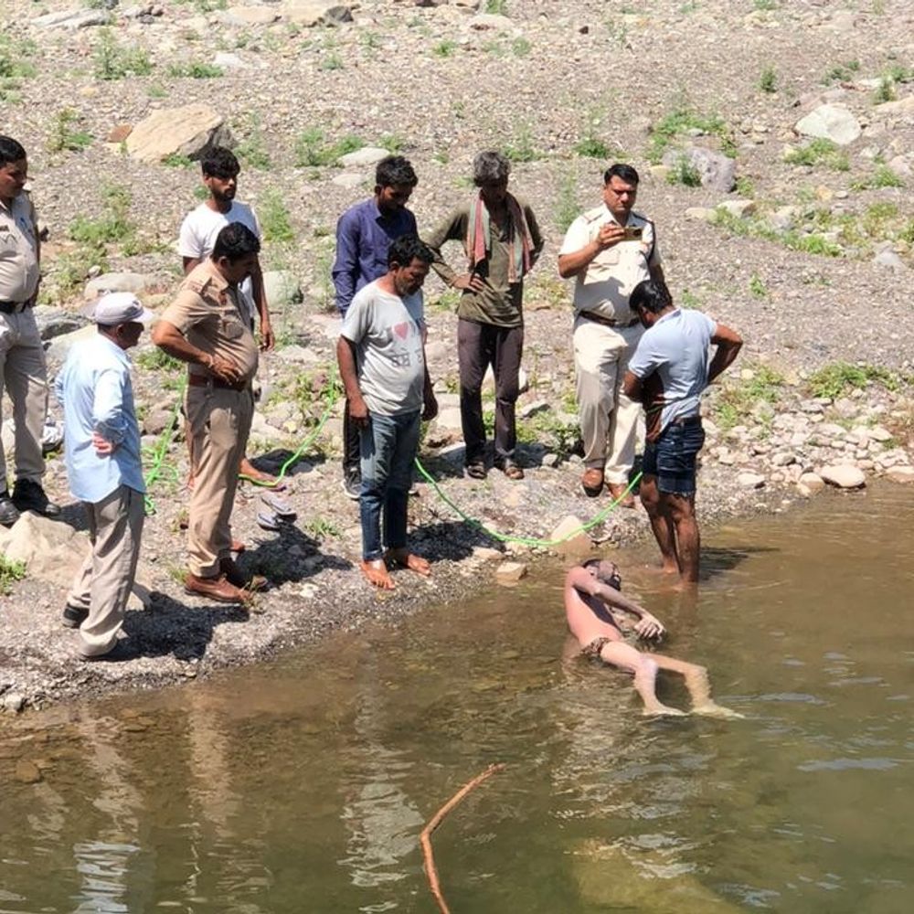 पंचकूला में घग्घर नदी से व्यक्ति का शव बरामद:नहाते वक्त डूबा, साथियों संग वेल्डिंग का काम करने आया था