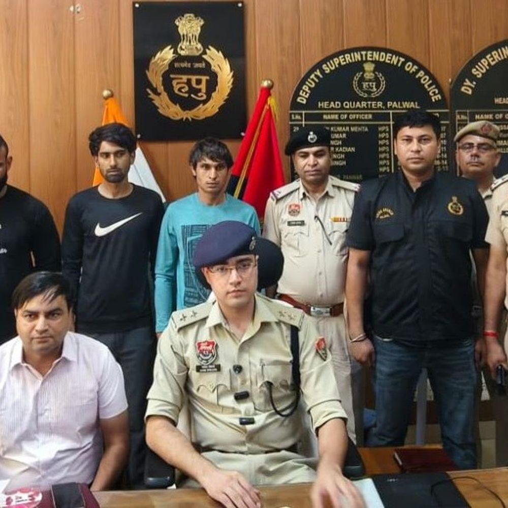 पलवल में जिम फायरिंग कांड का खुलासा, शिकायतकर्ता मास्टरमाइंड:झूठे हत्या प्रयास केस के लिए खुद चलाई गोलियां; 4 गिरफ्तार, अवैध हथियार बरामद