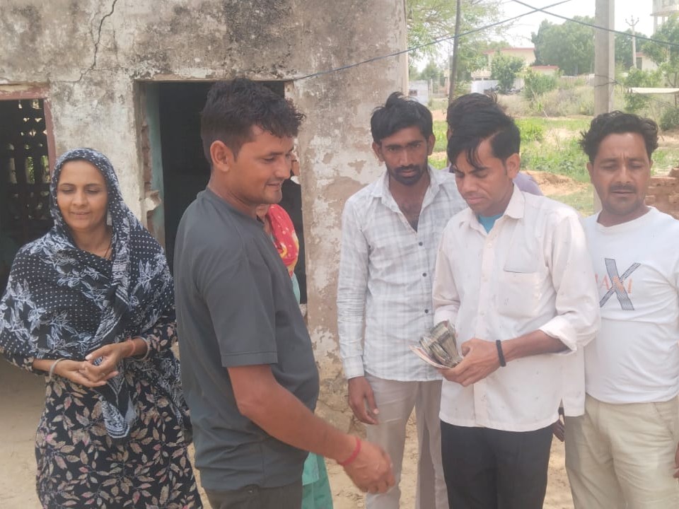 Lohar_u Bag Return | Rs 1.75 Lakh Found, Amit Punia Returns to Owner राजेंद्र