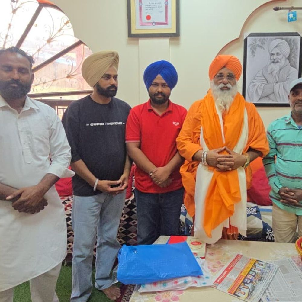 मॉरीशस में फंसा पंजाबी युवक भारत लौटा:एजेंटों के झांसे में फंसकर मानव तस्करी का हुई शिकार, संत सीचेवाल के प्रयास वापस लौटा