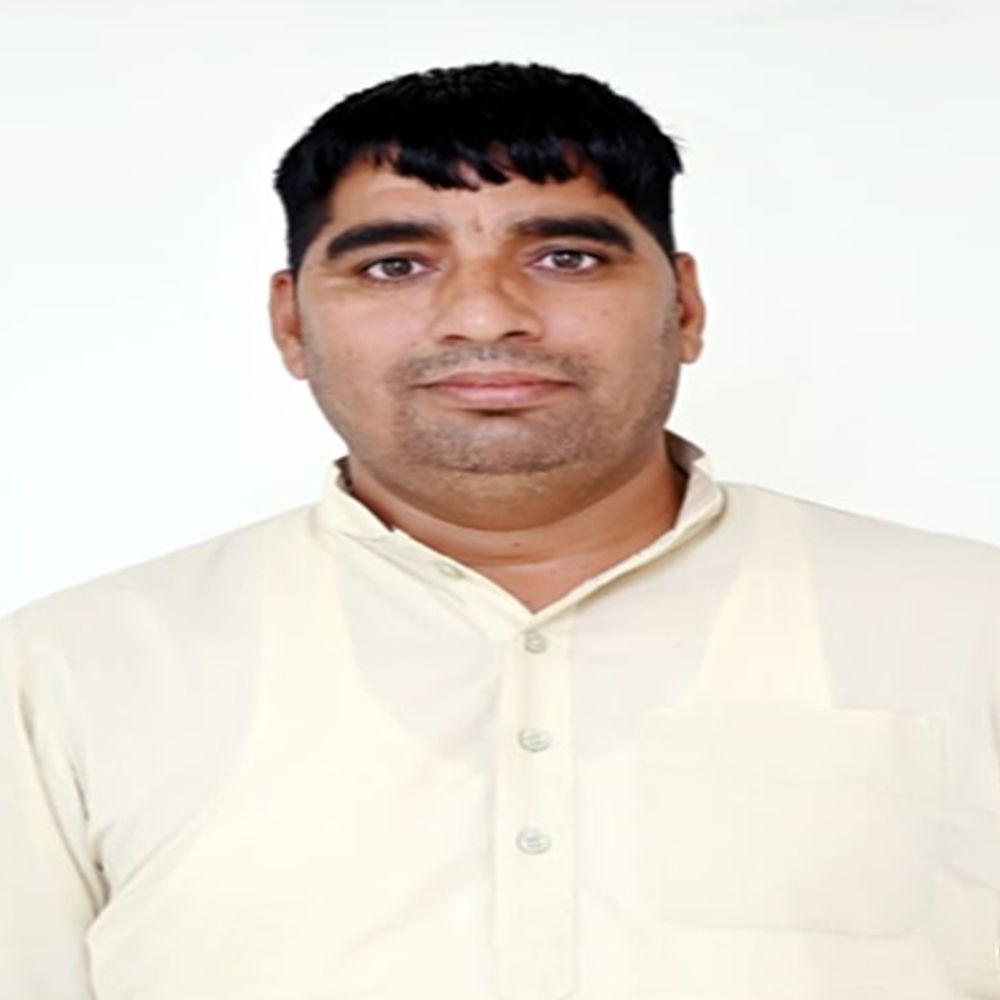 रोहतक में युवा इनेलो जिलाध्यक्ष के बेटे को मिली धमकी:मंदिर जाते हुए रास्ता रोका, आरोपी बोले: तेरे पिता को मार देंगे, उसे समझा देना