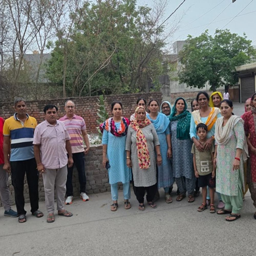 रोहतक में पानी की समस्या को लेकर लोगों का रोष:जनस्वास्थ्य विभाग के खिलाफ की नारेबाजी, समाधान करवाने की उठाई मांग