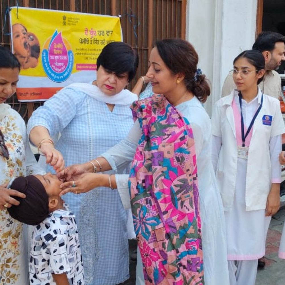 तरनतारन में पल्स पोलियो अभियान शुरू:1.43 लाख बच्चों को पिलाई जाएंगी पोलियो ड्रॉप्स; 2450 वैक्सीनेटर तैनात