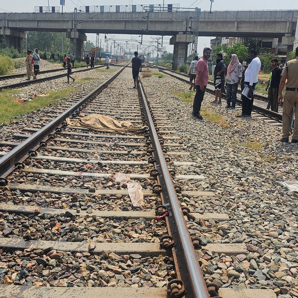 लुधियाना-मोगा रेल लाइन पर हादसा:ट्रेक पार कर रही महिला की मौत, शव के हुए 3 टुकड़े,जांच में जुटी पुलिस
