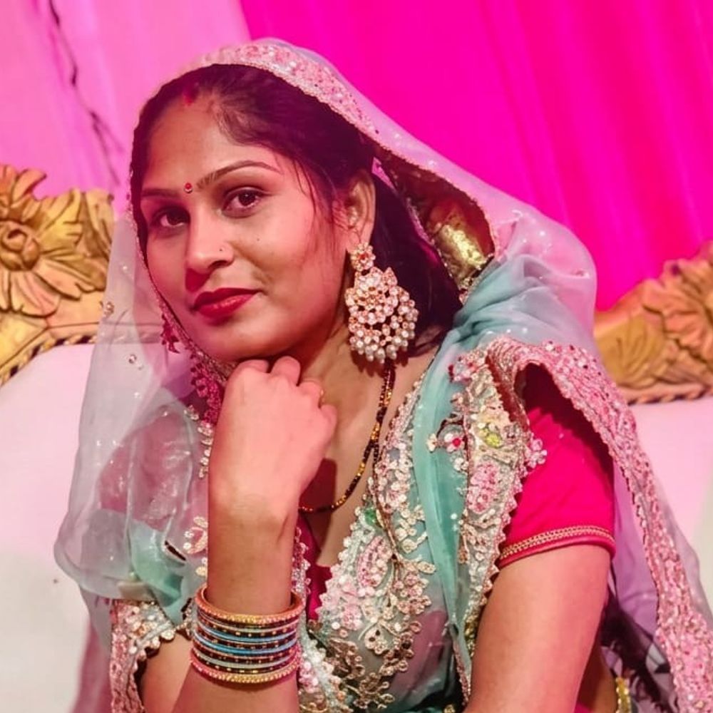 फरीदाबाद में विवाहिता की मौत, पंखे से लटका मिला शव:परिजनों का ससुराल पक्ष पर हत्या का आरोप; भाई बोला-दहेज की डिमांड करते थे
