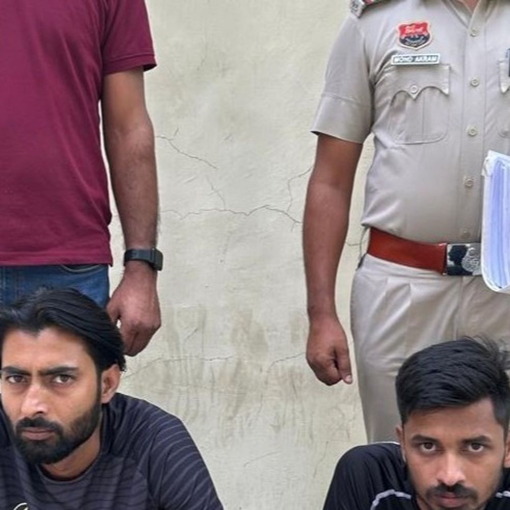 साइबर ठगी गिरोह को बैंक खाता देने वाले काबू:गुरुग्राम के व्यक्ति से हड़पे ₹23.21 लाख; एमपी के रहने वाले
