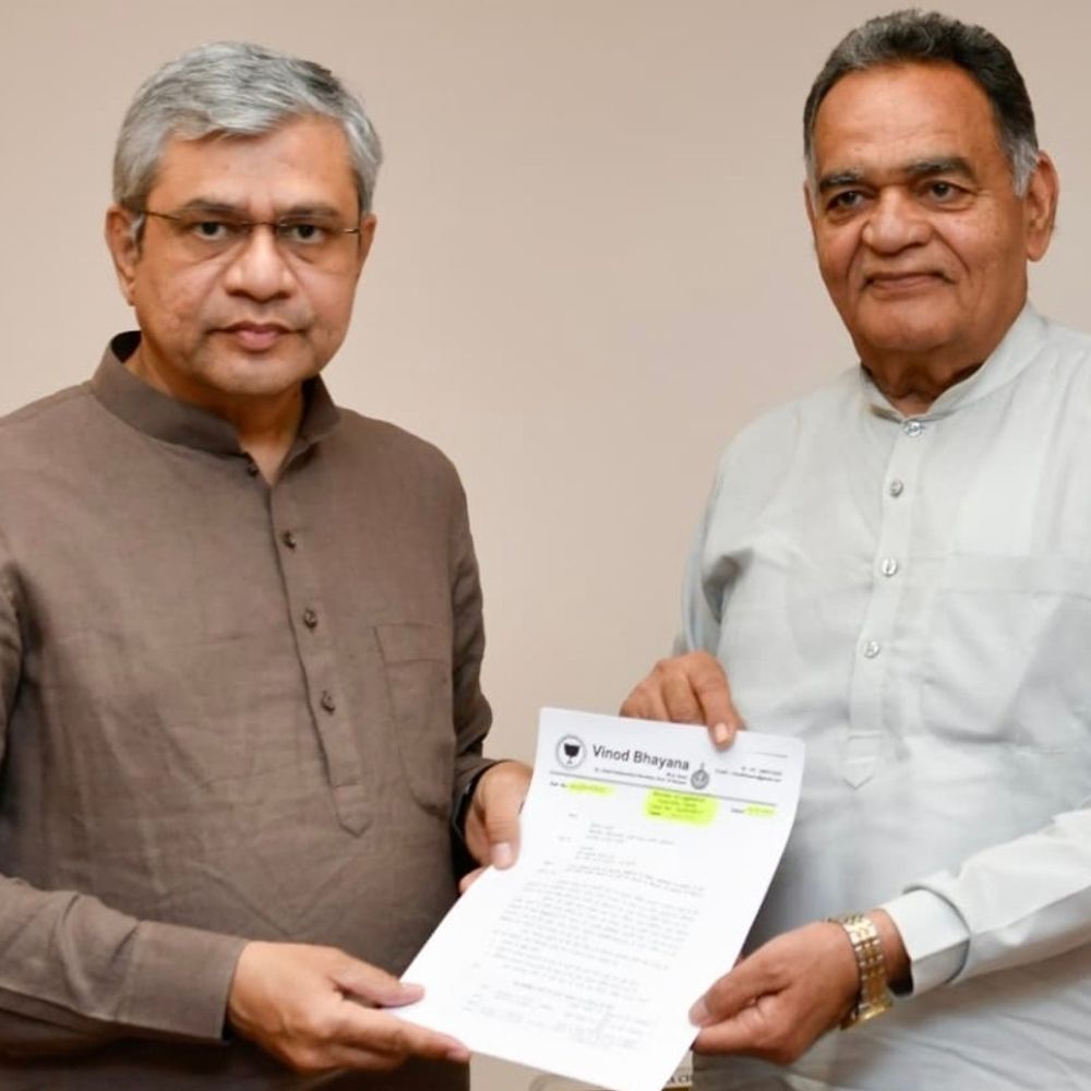 हांसी जंक्शन पर 2 एक्सप्रेस ट्रेनों का ठहराव:रेल मंत्रालय ने दी मंजूरी, हरिद्वार और पूर्वोत्तर की यात्रा होगी आसान