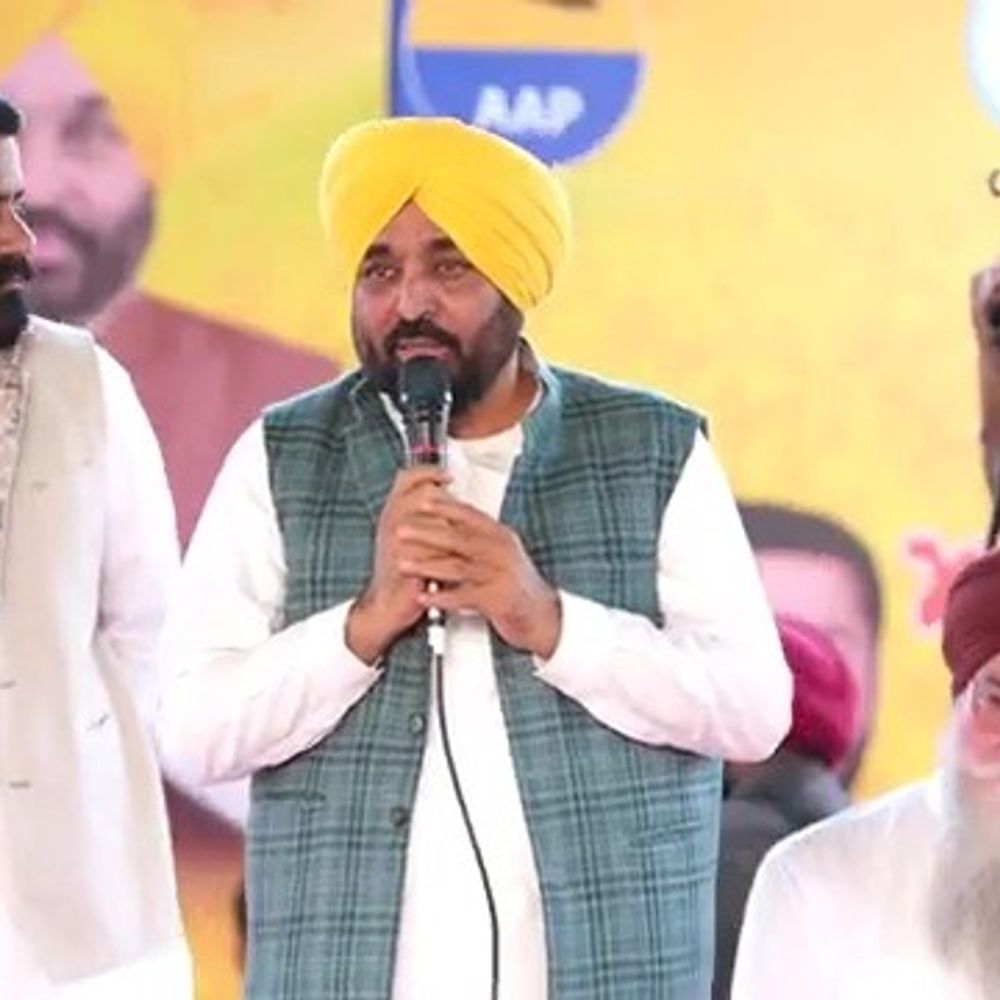 फरीदकोट में सीएम ने विरोधियों पर साधा निशाना:बोले- अकाली दल और कांग्रेस ने अपने हित साधे, हमने गारंटियां पूरी कीं