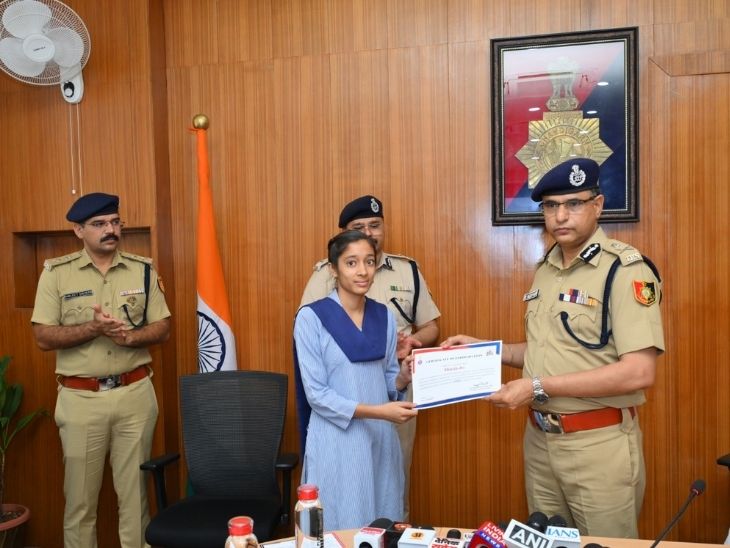 Chandigarh Police Diamond Jubilee | DGP Hooda Statement on Cyber, Traffic Rules, Photo