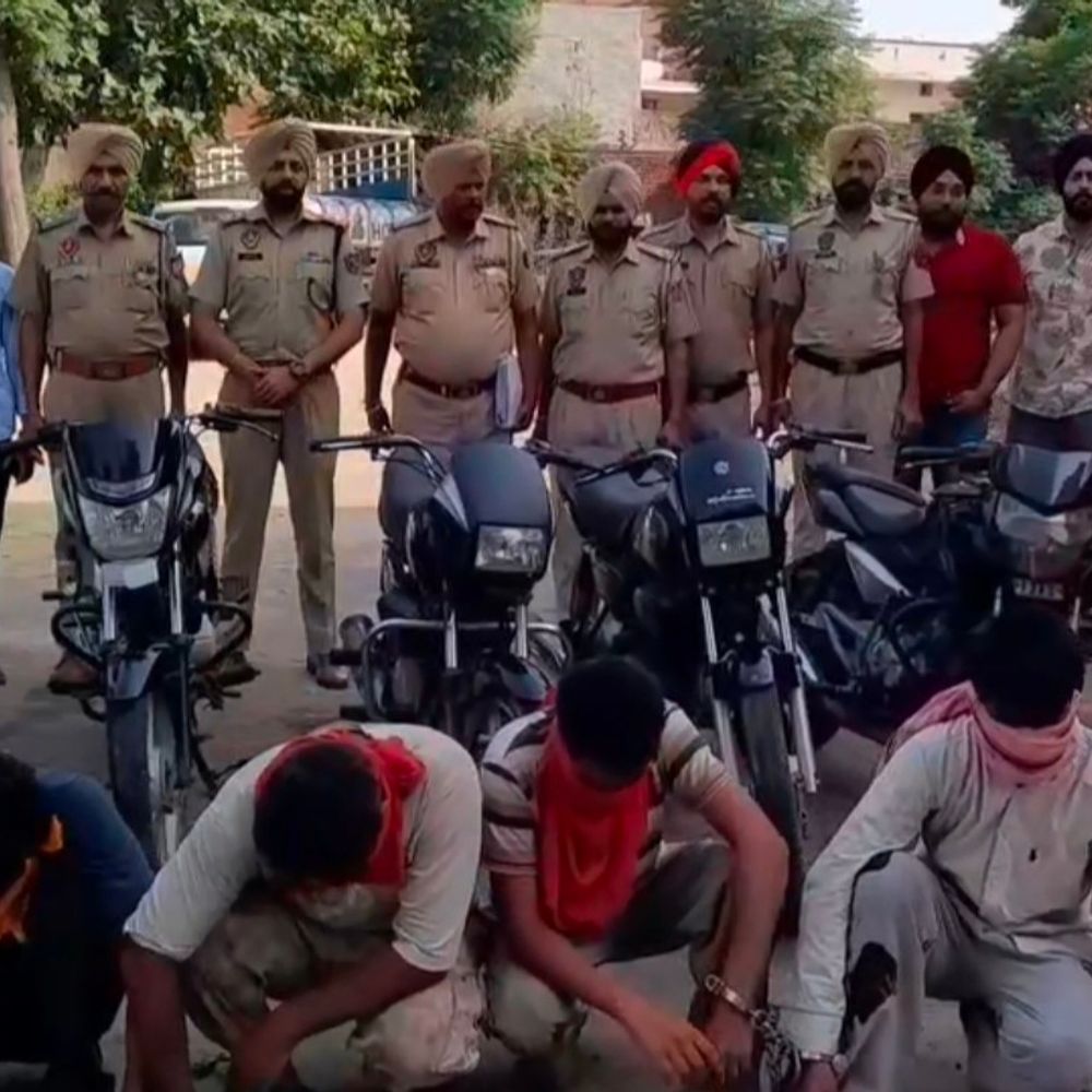 धुरी पुलिस ने CSP लूट के 4 आरोपी गिरफ्तार किए:एक माह पहले हुई थी वारदात, पिस्तौल के बलपर लूटे थे 40 हजार, कैश-हथियार बरामद