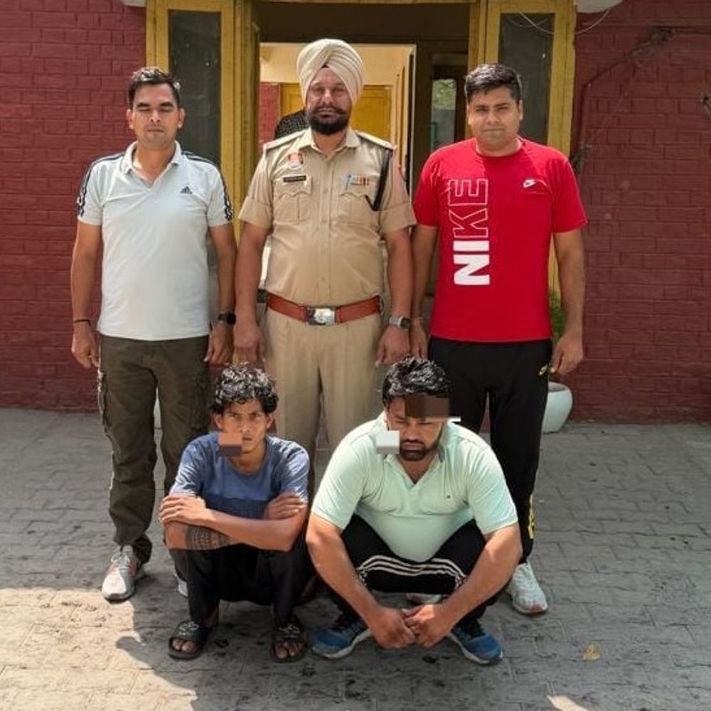 करनाल पुलिस ने 3 मामलों में 4 आरोपी पकड़े:अफीम, चोरी किया गया सामान और मोबाइल बरामद; 2 पानीपत, एक पंजाब का रहने वाला