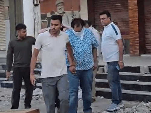 पंचकूला के फर्जी कॉल सेंटर का खुलासा:हर माह 15 लाख रुपए का टारगेट; 10 साल से रेंट एग्रीमेंट, स्टॉफ को पिक-ड्रॉप सुविधा