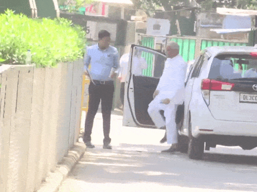 Punjab chandigarh news cong leader change rs 1000 women account doctor dead club sealed