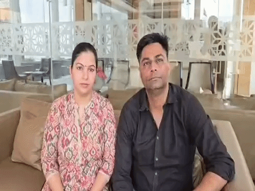 IVF से हुई जुड़वां बेटियों को अपना मानने से इनकार:गुरुग्राम में कपल बोला-शक्ल नहीं मिलती, DNA टेस्ट में 0% मैच; दिल्ली सेंटर पर FIR कराई