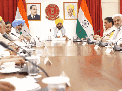 पंजाब में 27 तहसीलदारों के तबादले:निगम चुनाव के बाद प्रशासनिक फेरबदल, कई को मिली नई जिम्मेदारी, प्रमोटेड की पहली पोस्टिंग