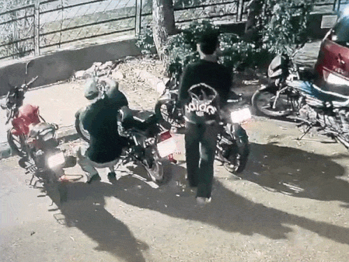चंडीगढ़ के वीआईपी इलाके से बुलेट चोरी:मेयर के घर से 50 मीटर दूर वारदात, CCTV में चेहरा साफ; 24 घंटे बाद भी पुलिस के हाथ खाली