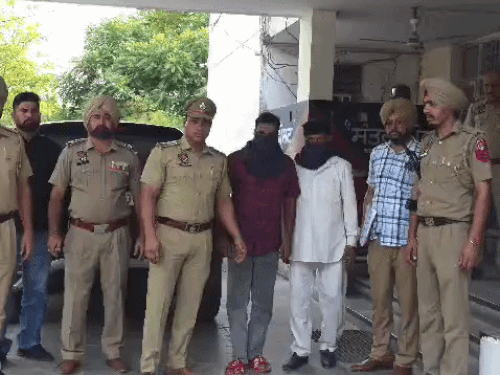 मोहाली में 2 नशा तस्कर गिरफ्तार:12 किलो अफीम बरामद, राजस्थान के रहने वाले; एक पर पहले से केस दर्ज