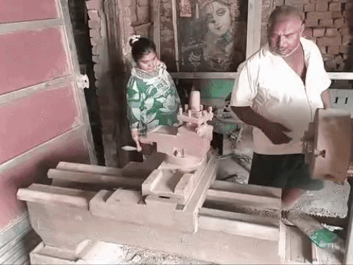 सोनीपत में घर से लाखों के सोने-चांदी के गहने उड़ाए:दंपति अपने बेटे के इलाज के लिए हॉस्पिटल गए थे; घर का अन्य सामान भी ले गए