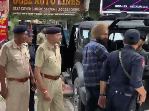 चंडीगढ़ केशियर हत्याकांड के बाद एक्शन मोड में ऑपरेशन सेल:कारोबारियों से सीधा संवाद; धमकी मिलने पर गोपनीय तरीके से होगी कार्रवाई