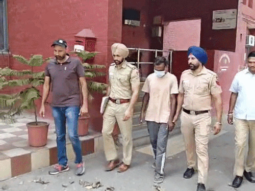 चंडीगढ़ में चोरी की 7 एक्टिवा बरामद:पूछताछ में आरोपी ने 6 और वारदातें कबूलीं, आपराधिक रिकॉर्ड खंगाल रही पुलिस