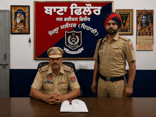 जालंधर ग्रामीण पुलिस ने भगोड़े नशा तस्कर को किया गिरफ्तार:100 नशीली गोलियां बरामद, लुधियाना से लाकर फिल्लौर में बेचता था ड्रग्स
