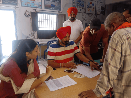मोहाली में 25 जून से शुरू होगा विशेष सत्यापन अभियान:BLO घर-घर जाकर करेंगे जांच, जिले में 66.76% मतदाताओं की प्री-मैपिंग पूरी