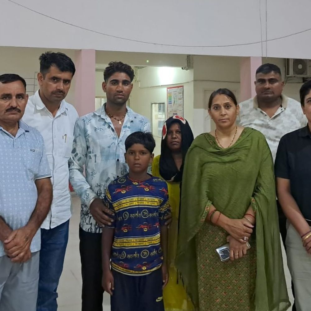 कैथल से गुम हुआ टिंकू हरिद्वार में मिला:नौ दिन से तीन टीमें कर रही थी तलाश, बेटा देख भावुक हुए अभिभावक