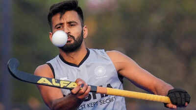 Hockey: Manpreet Singh equals Dilip Tirkey’s record of 412 international caps but India lose 2-3 to Netherlands in Pro League | Hockey News