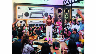 Remember singing in a school choir? Pop-up choirs are reclaiming that nostalgia | Delhi News