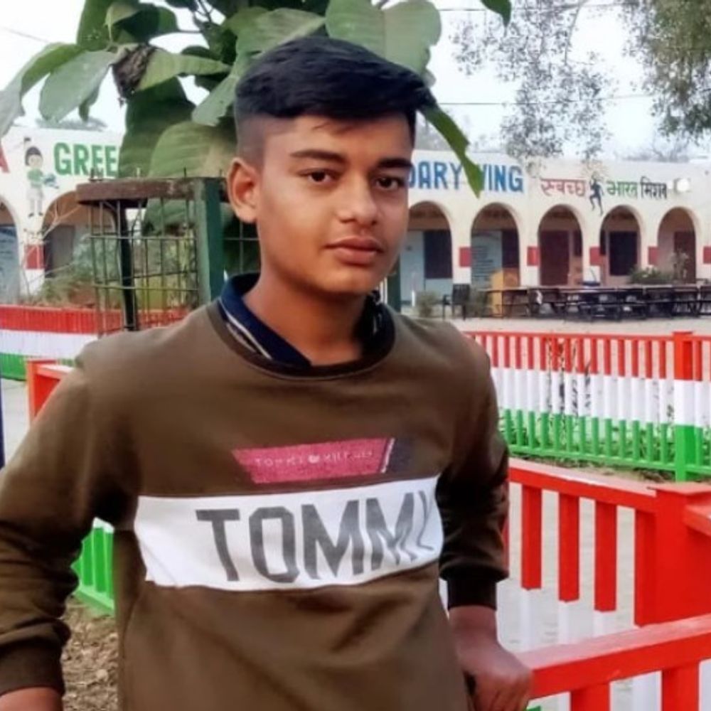 कैथल में बस की टक्कर से किशोर की मौत:गायों की सेवा कर घर जा रहा था, इलाज के दौरान तोड़ा दम