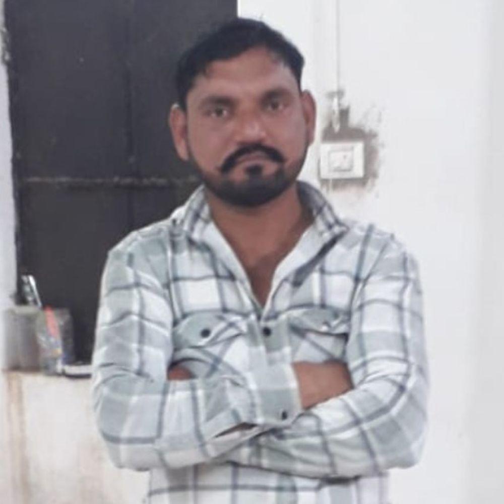 कैथल में धमकी से परेशान व्यक्ति ने किया सुसाइड:पत्नी बोलीं- 4 हजार के विवाद ने ली जान; तीन लोगों ने उकसाया