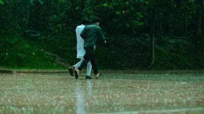 India weather alert: Monsoon advances as IMD flags heavy rain and flood risks; is your state on the list? |