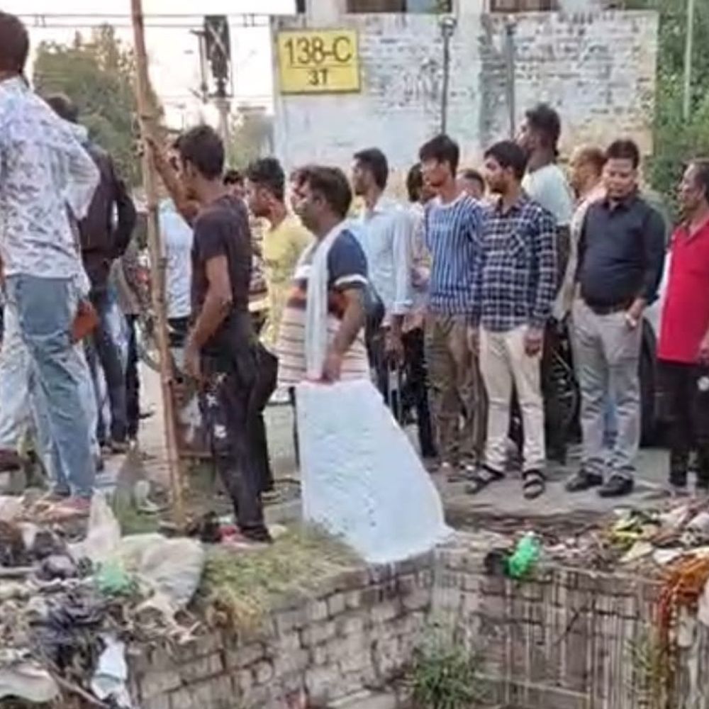 नरवाना में माइनर में डूबने से बच्चे की मौत:डेढ़ घंटे बाद पाइप से मिला शव; भाई के साथ नहाने गया था