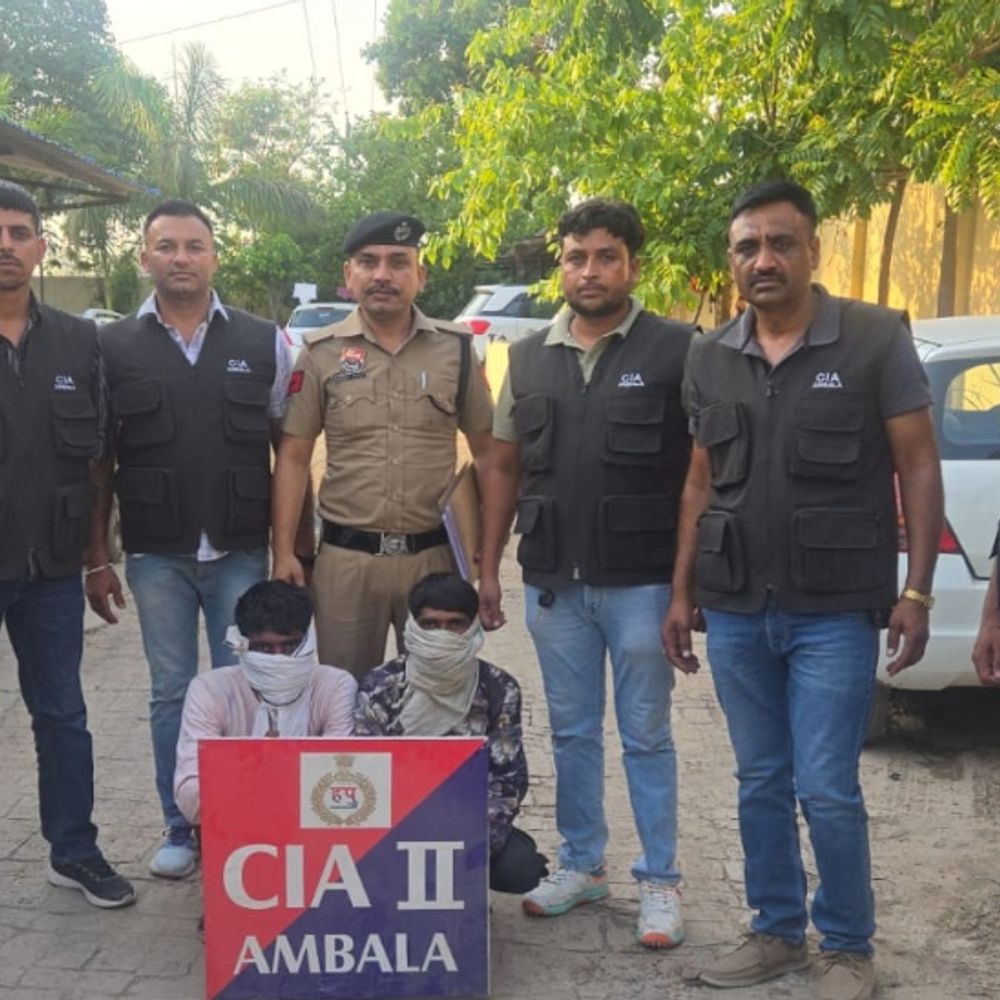 अंबाला में लाखों की चोरी करने वाले 2 गिरफ्तार:40 लाख के जेवरात और 4.15 लाख कैश बरामद; छत के रास्ते मकान में घुसे थे