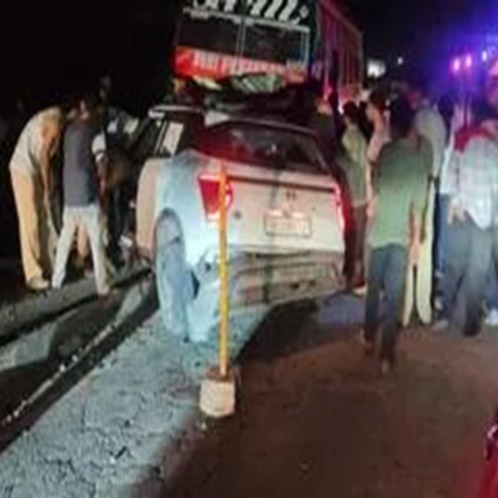 फरीदाबाद के 3 दोस्तों की जम्मू में एक्सीडेंट में मौत:2 गंभीर, बस ने कार को मारी टक्कर; पांचों घूमने गए थे
