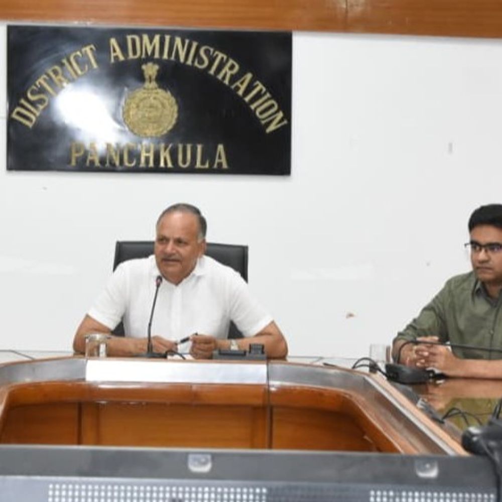 पंचकूला में कोचिंग सेंटरों पर प्रशासन का शिकंजा:फायर एनओसी, डबल स्टेयरकेस और स्प्रिंकलर सिस्टम अनिवार्य; चेकिंग के लिए टीमें गठित