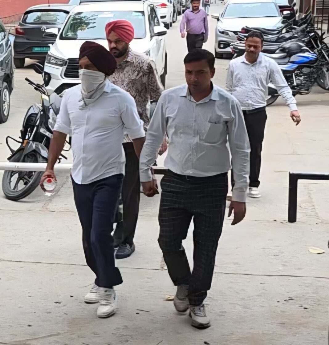 CBI Seeks 3-Day Remand | IDFC Bank Area Head Shamim Dar Arrested, Panchkula