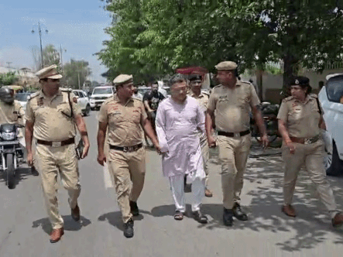 Haryana WC Chief Renu Bhatia Scolds LNJP Hospital PMO Over Girl Rape Case