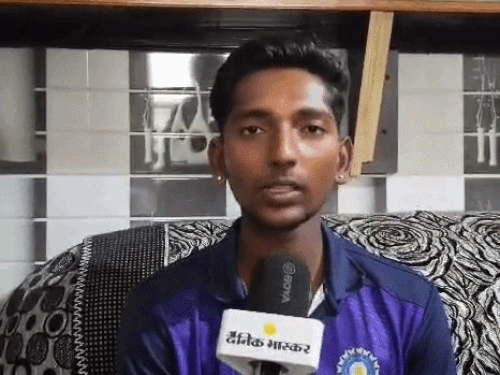 जालंधर का अर्जुन-गली से टीम इंडिया तक की कहानी:मां खाना न खाने से थी परेशान, डाइट के लिए क्रिकेट एकेडमी भेजा; अब खेलेगा पहला इंटरनेशनल