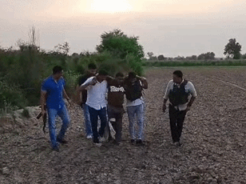 विधायक को जान से मारने की धमकी देने का मामला:रोहतक पुलिस ने मुठभेड़ के बाद पकड़ा दूसरा आरोपी, एक पिस्तौल बरामद