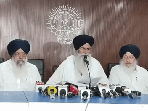 अमृतसर में SGPC बैठक में कई प्रस्ताव पास:CM-मान पर कार्रवाई के लिए DGP से मिलेगा वफ्द, 5-जुलाई को बुलाया विशाल पंथक एकत्र