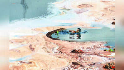 Pollution remains high in Yamuna, shows DPCC report | Delhi News