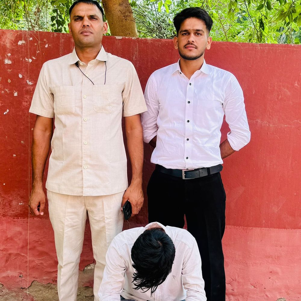 सिरसा में लाइसेंसी पिस्टल चोरी का खुलासा:आरोपी गिरफ्तार, कोर्ट में पेश कर भेजा जेल, डैशबोर्ड से उठाकर ले गया था